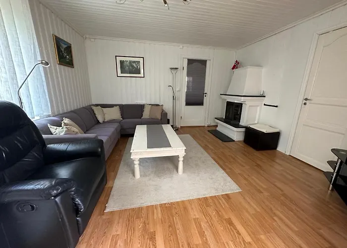 Family With Parking Possibility Lillestrøm