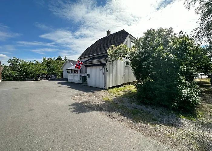 Family Near Oslo Free Parking *