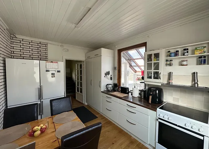 Family Near Oslo Free Parking * 利勒斯特罗姆