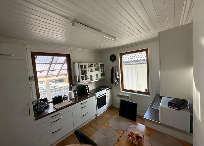 Family With Parking Possibility Habitación en casa particular